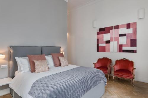 DA ME Suites - image 2