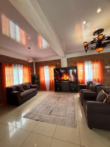 Selah Lodge Siguatepeque Hn in Siguatepeque
