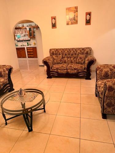 Comfortable 3-bedroom, 1-kitchen cottage in Volcán