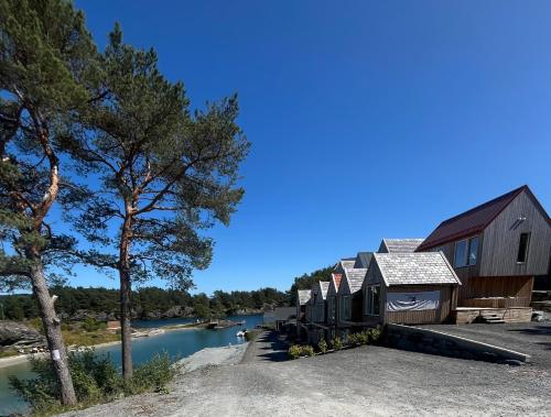 Micro-cabin in Røyksundskanalen in Mosterhamn