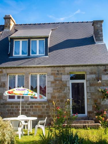 Maison charmante à Sourdeval avec jardin clôturé gîte à louer Chaulieu