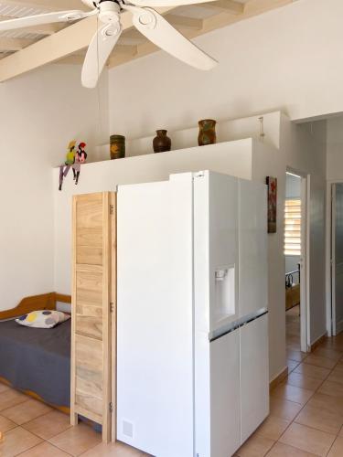 Appartement avec vue sur jardin à Les Trois-Îlets - image 2