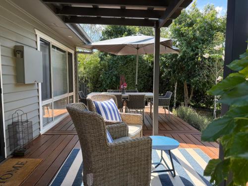 Acorn Cottage Whitfield King Valley in Whitfield