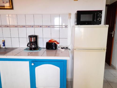 кухня, Appartement à Capesterre-de-Marie-Galante, 60 m² avec Jardin (Appartement a Capesterre-de-Marie-Galante, 60 m² avec Jardin) in Capesterre-de-Marie-Galante