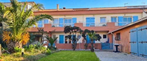Studio charmant avec balcon à Hyères - 20 m² - Vue sur jardin