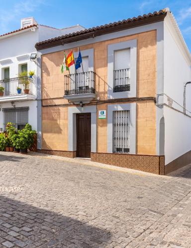 . Charming house with mountain view in Encinasola, fireplace