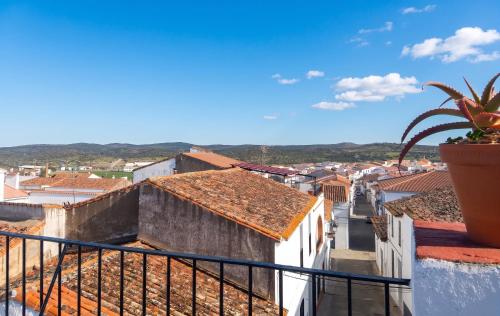 Balcony/terrace, Charming house with mountain view in Encinasola, fireplace in Encinasola