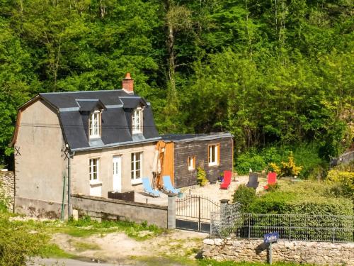Maison accueillante à Bléré avec cheminée et terrasse gîte à louer Bono