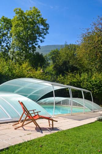 Maison charmante à Gembrie + Piscine partagée & vue montagne gîte à louer Bramevaque