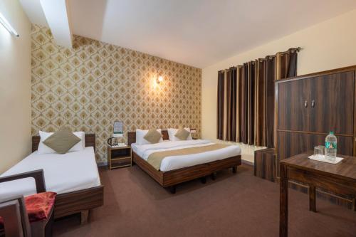 The Prakriti Heights l Lift l Comfortable And Spacious Rooms l Free Wifi Free Parking l Enjoy Fresh Mountain Air l Managed By Exotic stays - image 2