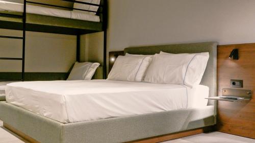 Eden Hotel - image 5