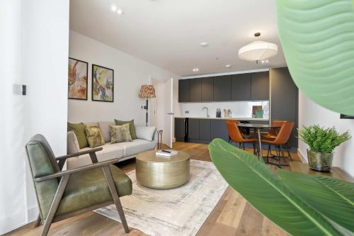 Limehouse Suites - Pine