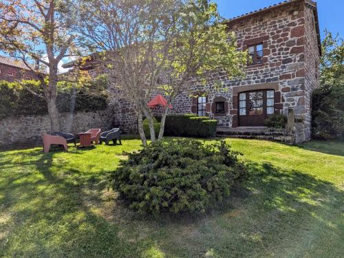 Maison de charme XVIIIe sur chemin St-Jacques, proche Le Puy-en-Velay, idéale familles et randonneurs - FR-1-582-298 gîte à louer Ramourousele