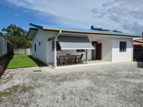 Maison en residence privée (Maison en residence privee) in 麥多里