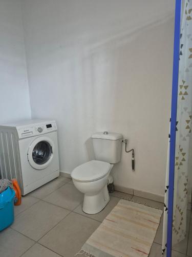 Maison en residence privée (Maison en residence privee) in 麥多里