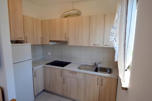Apartment Jela - image 10