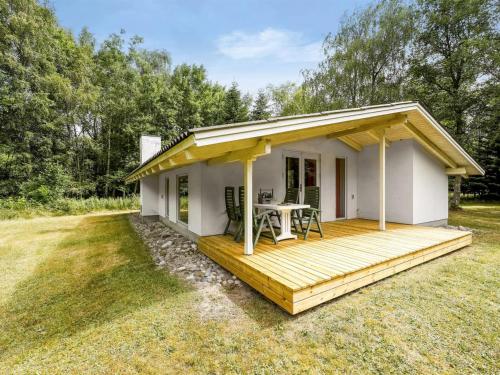  Holiday Home Gerarda - 4km from the sea by Interhome in 9940 Læsø