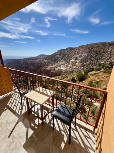Wild Dana Eco Lodge- Hotel-Eco-Camp in Dana