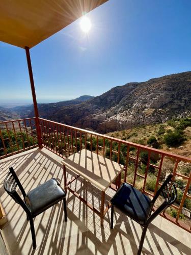 Wild Dana Eco Lodge- Hotel-Eco-Camp in Dana