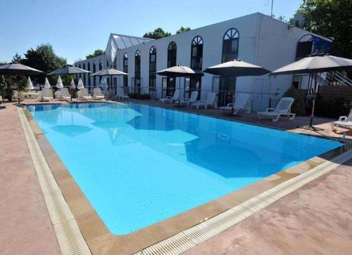 Agape Hotel Niort- Bessines - Niort