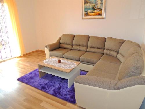 Apartments Nikolina - image 6