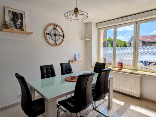 Maison plain pied avec jardin clos à Longchamps - FR-1-585-137 (Maison plain pied avec jardin clos a Longchamps - FR-1-585-137) in Šomona pie Ēras
