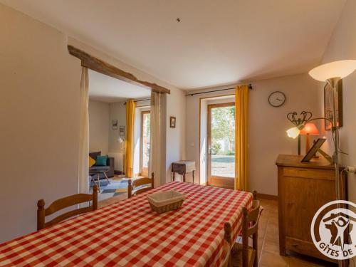 Charmant gîte familial avec jardin et Wifi, animaux admis - FR-1-622-77 (Charmant gite familial avec jardin et Wifi, animaux admis - FR-1-622-77) in Vihiers