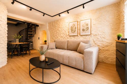 Charming Apartment in Montmartre