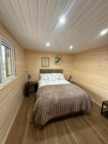 Spacious Family Lodge in 伊尼索溫