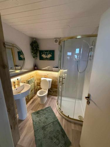 Spacious Family Lodge in 伊尼索溫