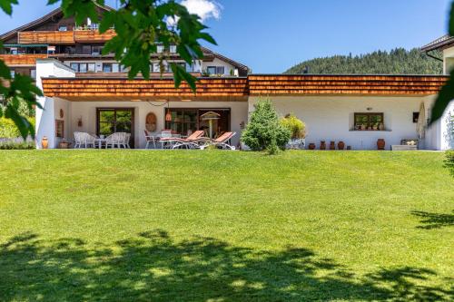 Villa Mona Lisa Bungalow mit Garten