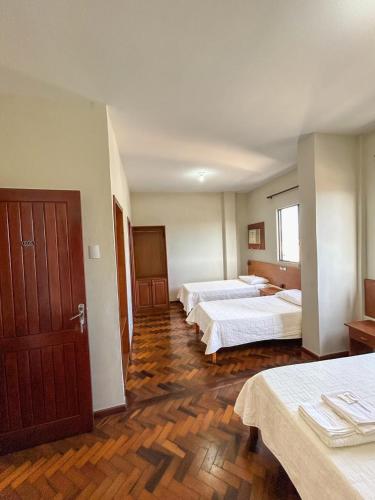Quad room
