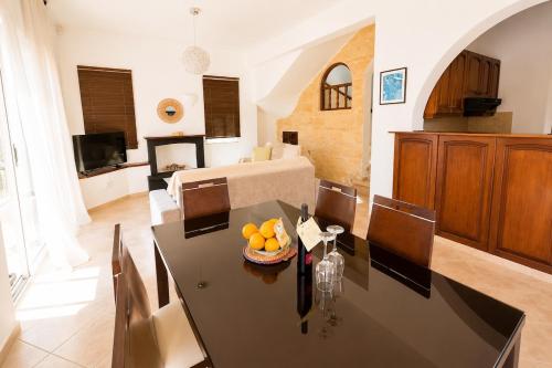 Villa Palm 3 in Neokhorio