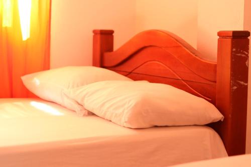 1 double bed