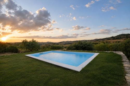 Peldbaseins, Villa Margi in Monterosso Almo