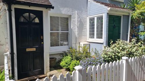 Host & Stay - The Navy At Frederick Gardens - Brighton