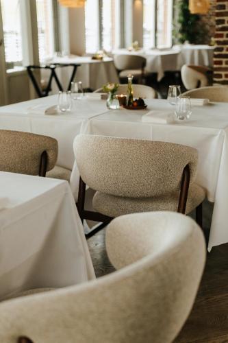 Ресторант, Hotel Tholen in Толен