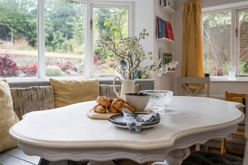 Church Cottage, Sweffling in Sweffling