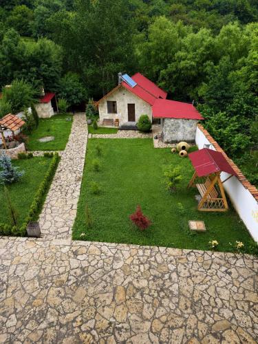 Meghoo Guest House in Kalavana