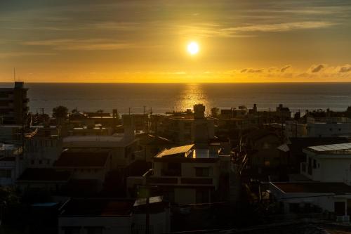 Aussicht, Hotel Sunset ZANPA ホテルサンセット残波 in Yomitan