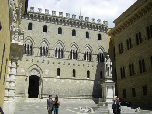 Facilities, Albergo Cannon d'Oro in Siena City Center