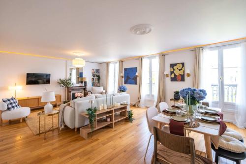 Luxury Apartment in Le Marais 120m2