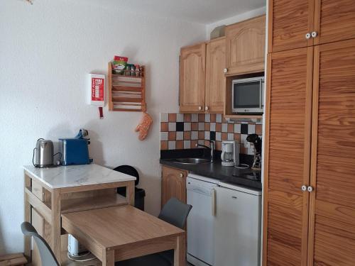 Appartement 2 pièces, 4 pers. à Bourg Saint Maurice, balcon sud, animaux acceptés - FR-1-411-520