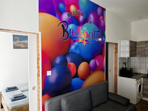 Central and homey apartment with good transport link, Budapest