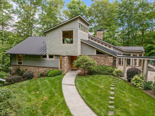 . Lakefront Roxboro Home w/ Private Dock!