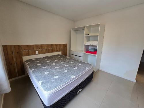 Apartment with 3 suites! - image 3
