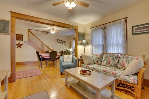 . Charming Urbana Home Near Downtown!