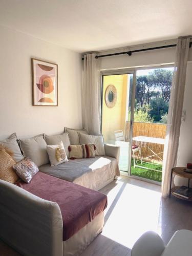 Cozy ap with terrace and pool