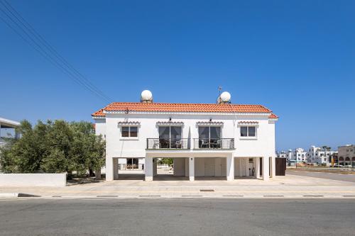A szálláshely kívülről, Olive Grove Apartments in Píla