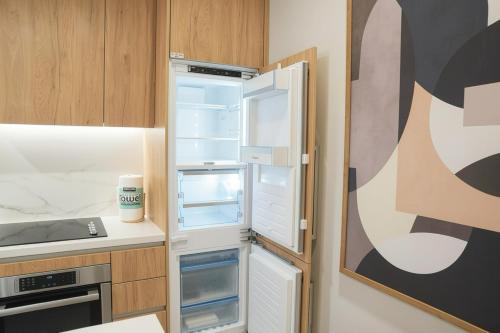 2BR 2BA Palm Oasis at The Crosby - image 4